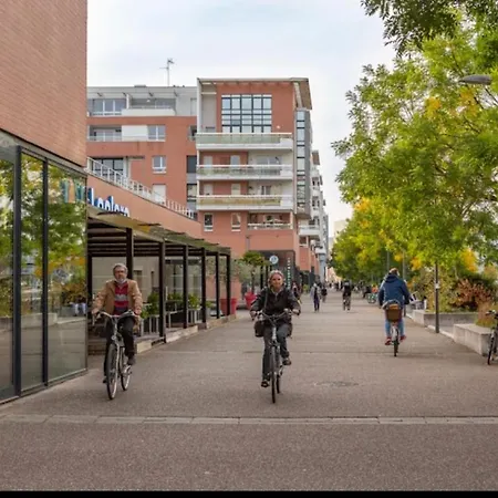 Standing F2 Rivetoile Centre Parking Gratuit Terrasse 아파트