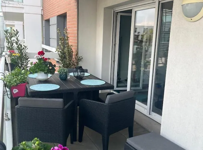 Standing F2 Rivetoile Centre Parking Gratuit Terrasse *